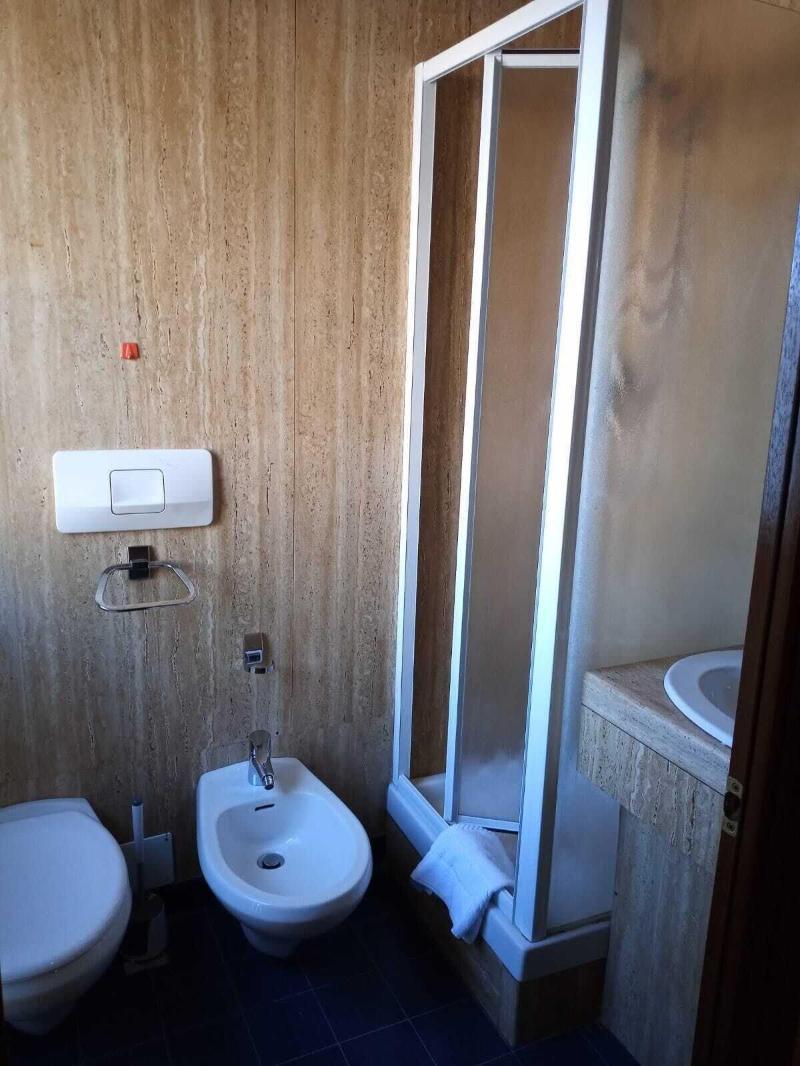 Hotel Socrate Lavena Ponte Tresa Ngoại thất bức ảnh